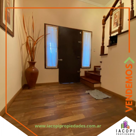 HERMOSA CASA A LA VENTA EN SAENZ PEÑA - LOTE 8,66 X 43,3