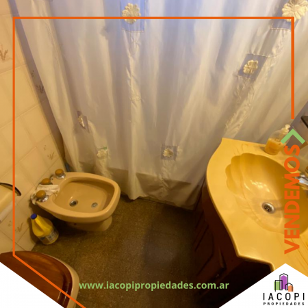 HERMOSA CASA A LA VENTA EN SAENZ PEÑA - LOTE 8,66 X 43,3