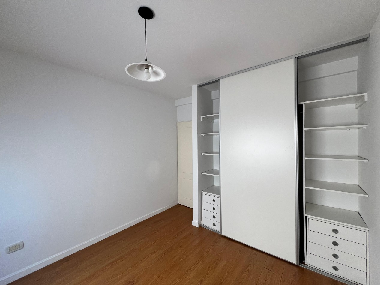 Hermoso 2 Ambientes con Balcon en Alquiler