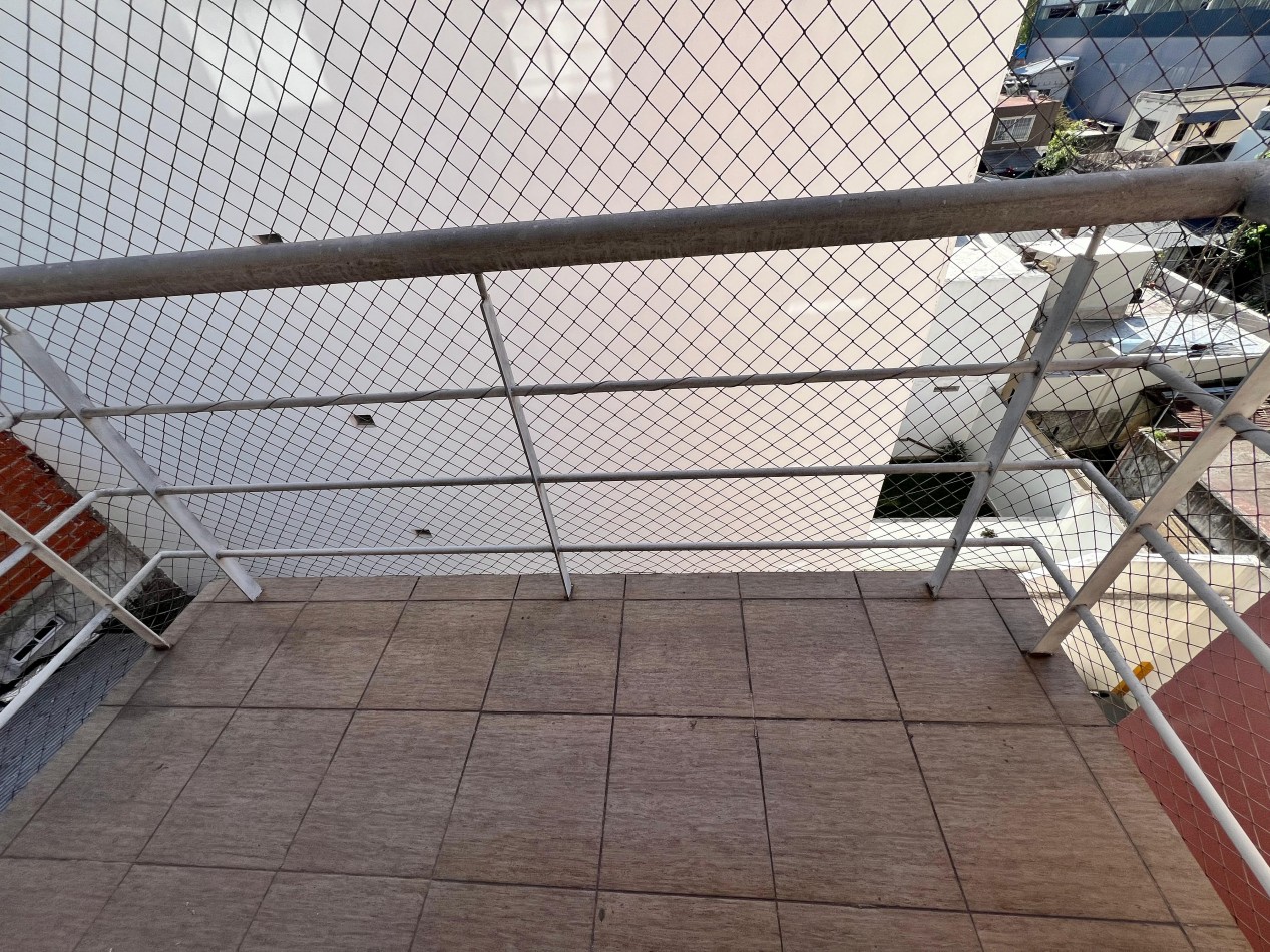 Hermoso 2 Ambientes con Balcon en Alquiler